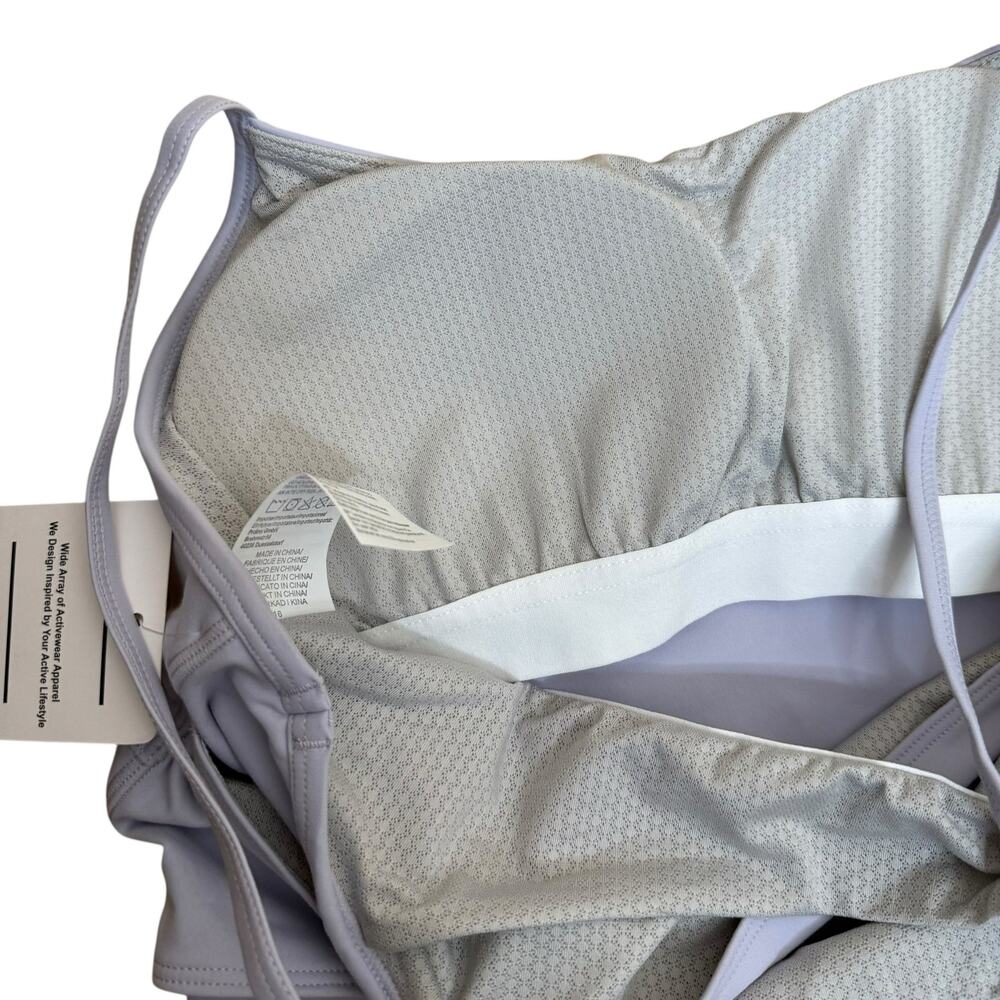 NWT Persit Active Tanks Medium Lot of 2 Built in Bra Athletic Athleisure Cutout - Picture 6 of 12
